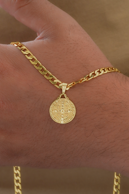 D Medalla de San Benito