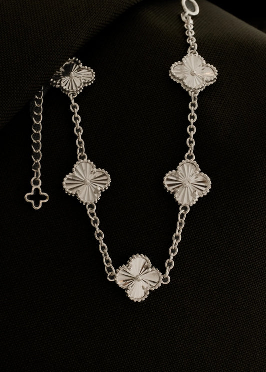 P Clover 1,2 cm 18 Cms